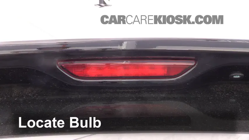 2017 Jeep Grand Cherokee Laredo 3.6L V6 FlexFuel Lights Center Brake Light (replace bulb)